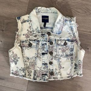 Cropped Denim Vest